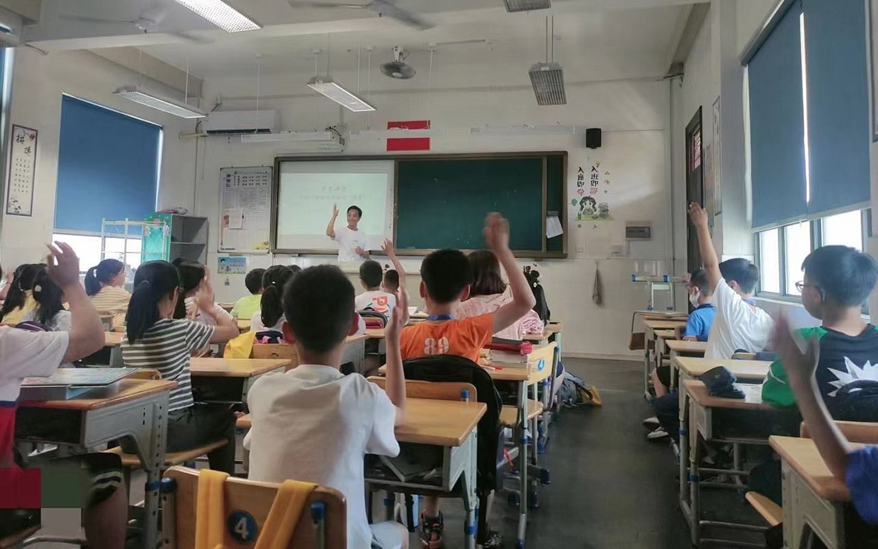 大连冯家小学